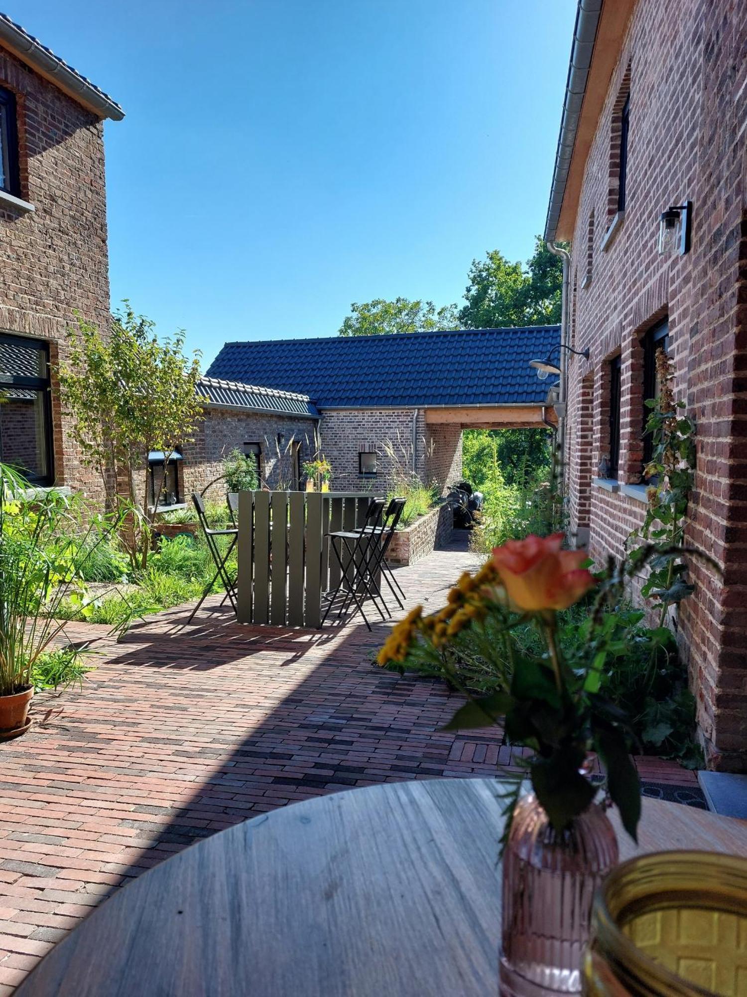 Boerderaaj Bed & Breakfast Bilzen Exterior foto